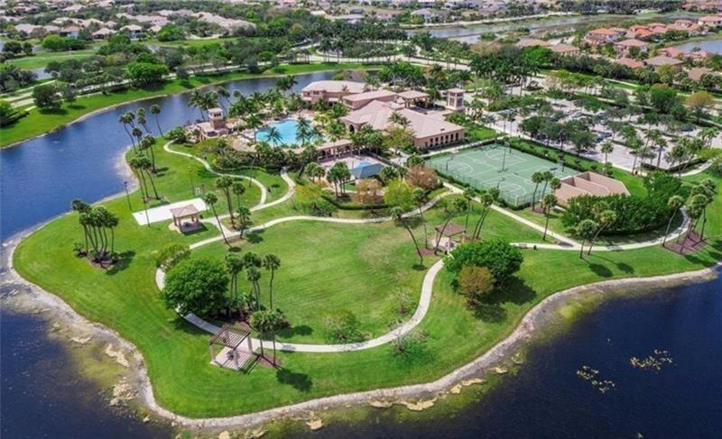 Image 91 of 97 For 10980 78th Pl