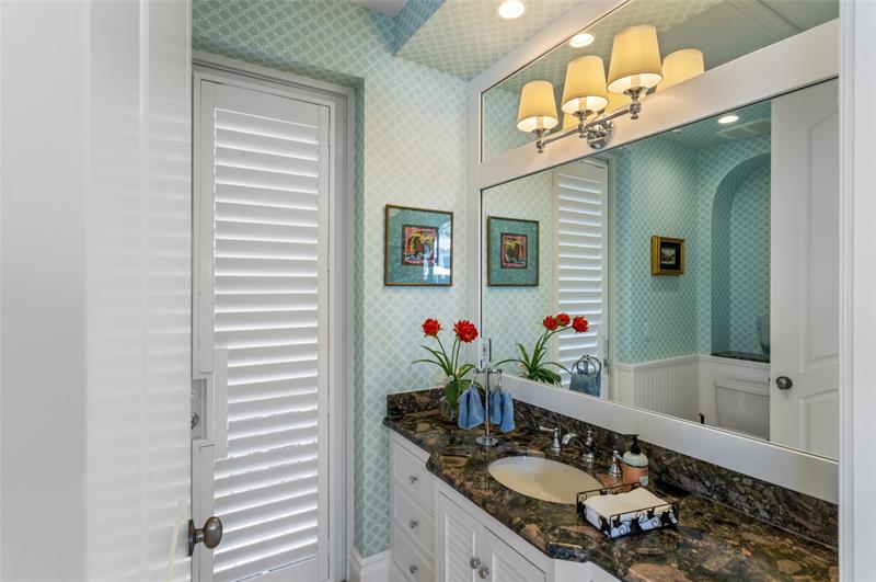 Image 24 of 56 For 3111 27th Ave