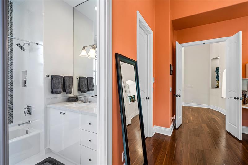 Image 33 of 56 For 3111 27th Ave