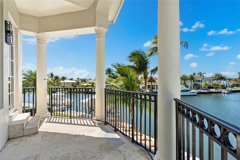 Image 43 of 56 For 3111 27th Ave