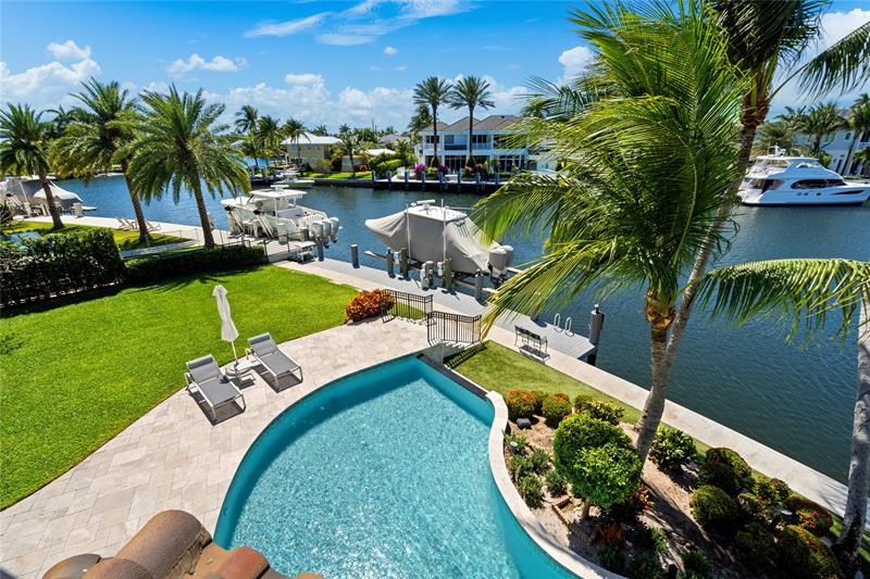 Image 44 of 56 For 3111 27th Ave