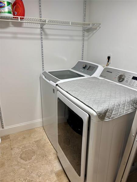 Image 16 of 28 For 10980 Ocean Dr  114