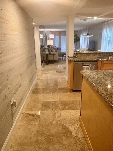 Image 3 of 28 For 10980 Ocean Dr  114