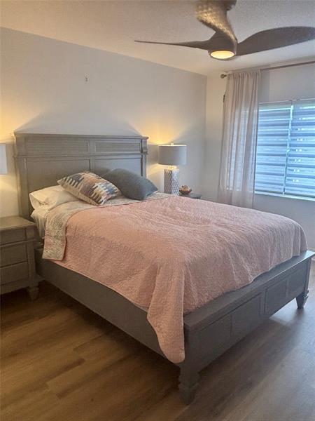 Image 8 of 28 For 10980 Ocean Dr  114