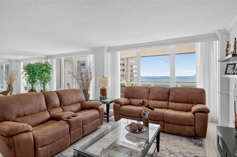 Image 13 of 59 For 2100 Ocean Ln  508