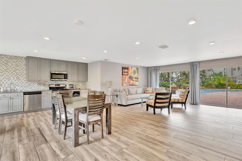 Image 47 of 77 For 2121 Ocean Blvd  603