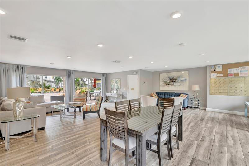 Image 48 of 77 For 2121 Ocean Blvd  603