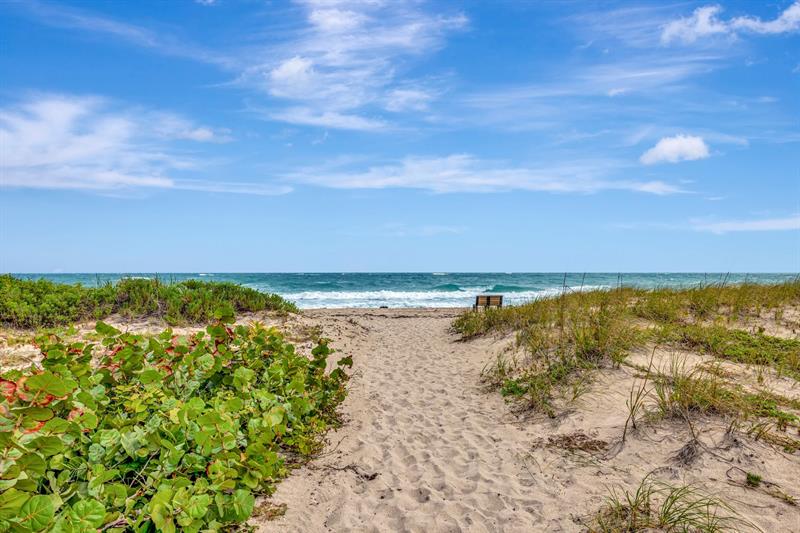Image 56 of 77 For 2121 Ocean Blvd  603