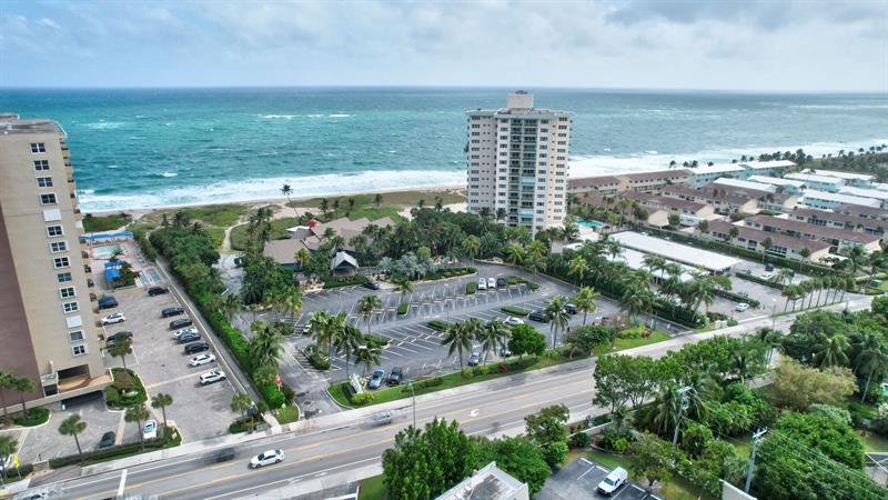 Image 67 of 77 For 2121 Ocean Blvd  603