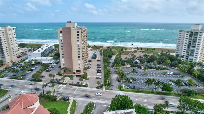 Image 68 of 77 For 2121 Ocean Blvd  603