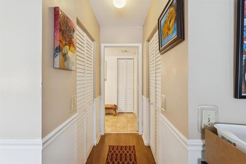 Image 15 of 22 For 9670 Mcnab Rd  208