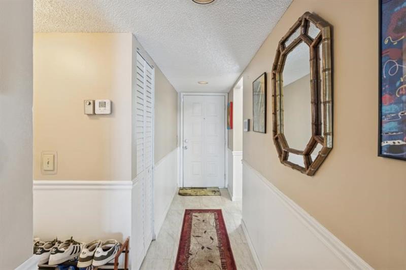 Image 16 of 22 For 9670 Mcnab Rd  208