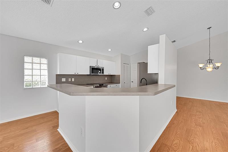 Image 15 of 67 For 8540 46th Dr