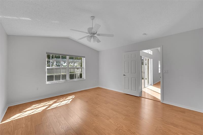 Image 22 of 67 For 8540 46th Dr