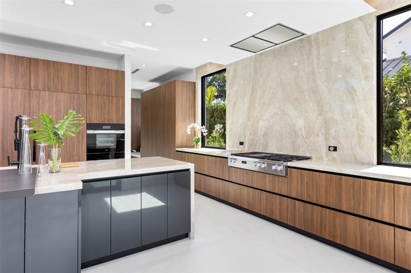 Image 15 of 74 For 2733 16th St