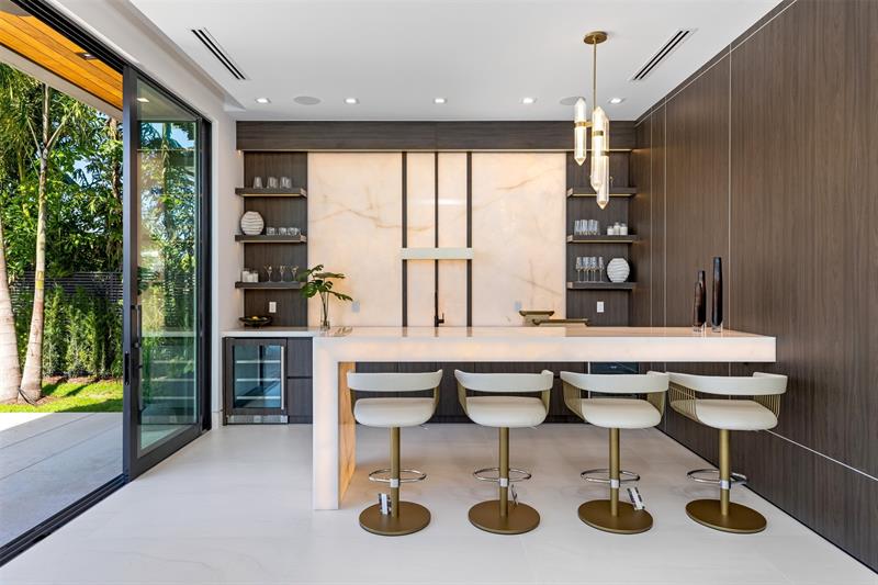 Image 22 of 74 For 2733 16th St