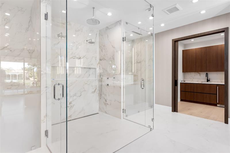 Image 39 of 74 For 2733 16th St