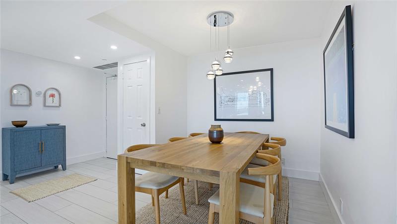 Image 17 of 48 For 3031 Ocean Blvd  806