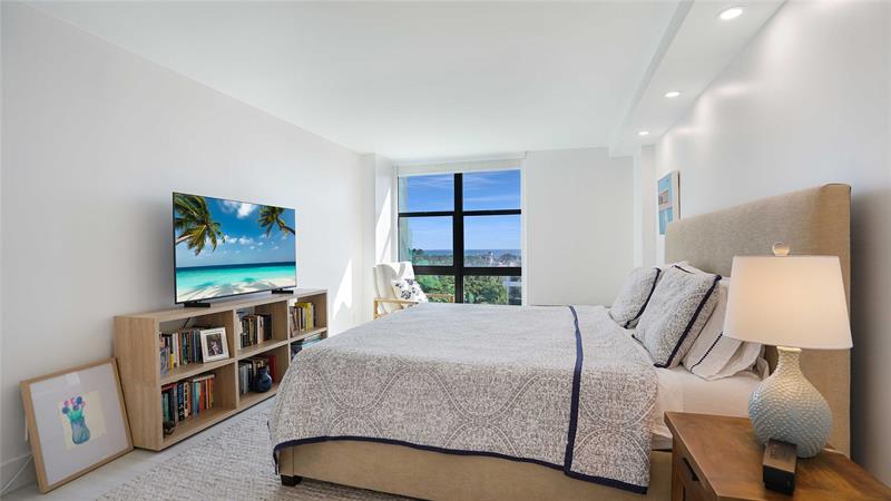 Image 20 of 48 For 3031 Ocean Blvd  806