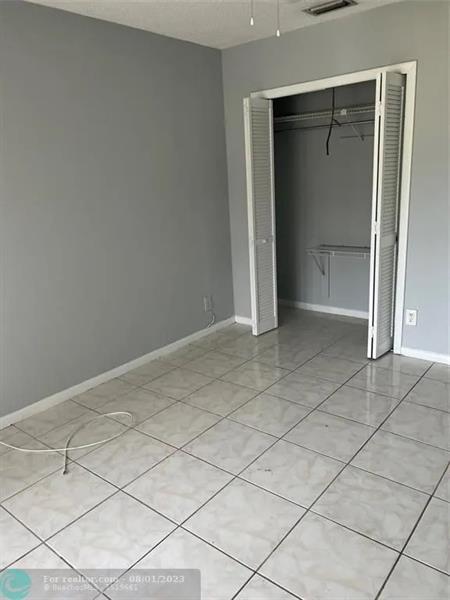 Image 24 of 41 For 4131 88th Ave  206