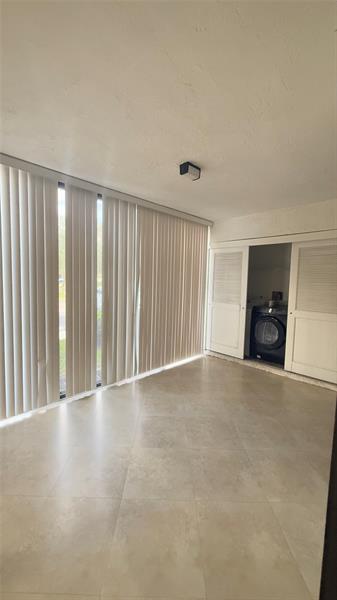 Image 8 of 10 For 10661 Nw 14th Street  241