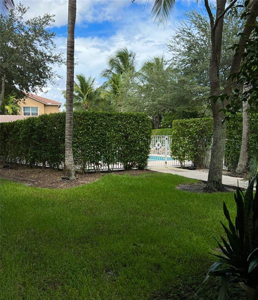Image 17 of 21 For 2904 Crestwood Ter  4104