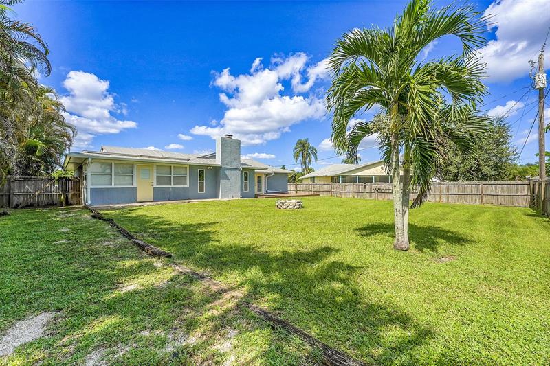 Image 25 of 26 For 709 Dorchester St