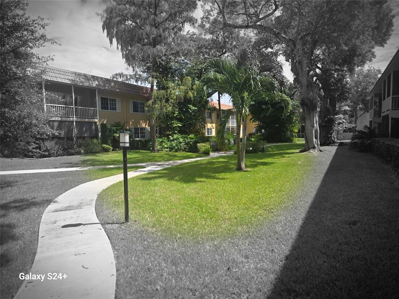 Image 8 of 12 For 1940 2nd Ave  101-j
