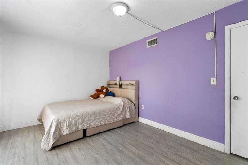 Image 15 of 22 For 2759 198th Ter