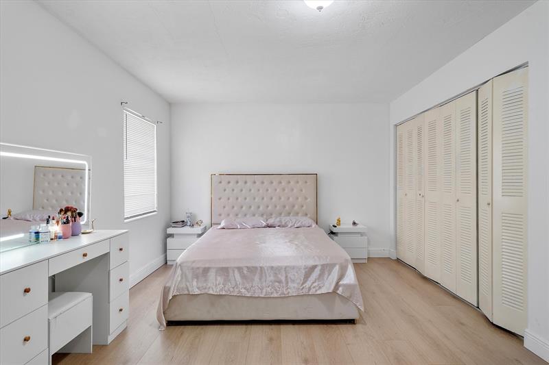 Image 16 of 22 For 2759 198th Ter