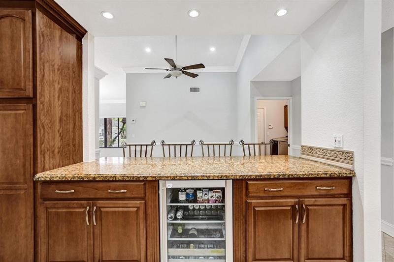 Image 20 of 76 For 5426 61st Ave