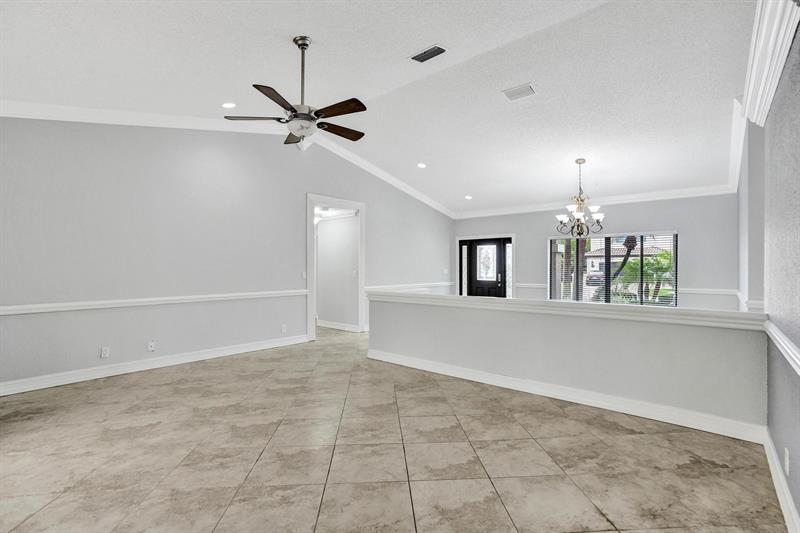 Image 72 of 76 For 5426 61st Ave