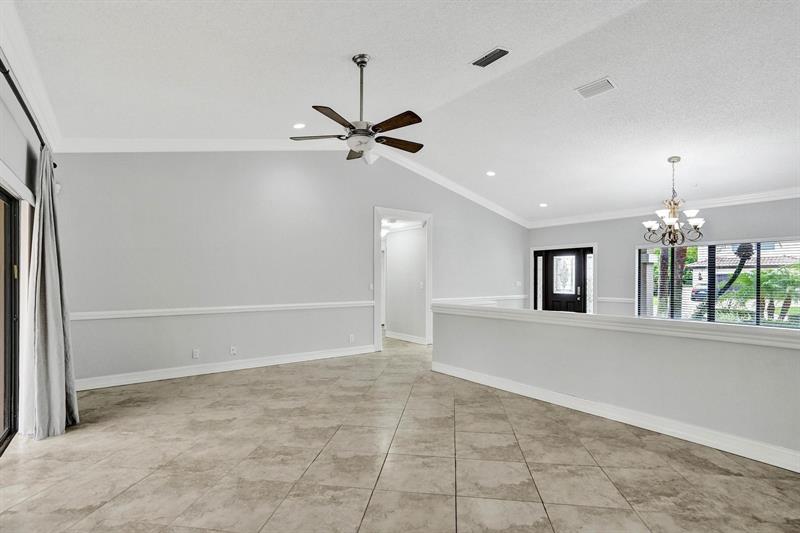 Image 73 of 76 For 5426 61st Ave