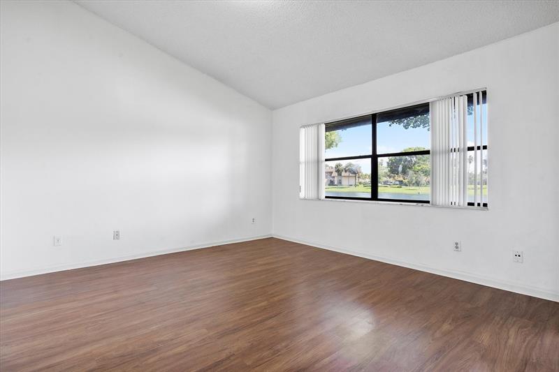 Image 10 of 29 For 3550 95th Ter  3s