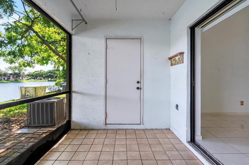 Image 18 of 29 For 3550 95th Ter  3s