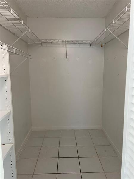 Image 9 of 20 For 9466 Boca Cove Cir 305