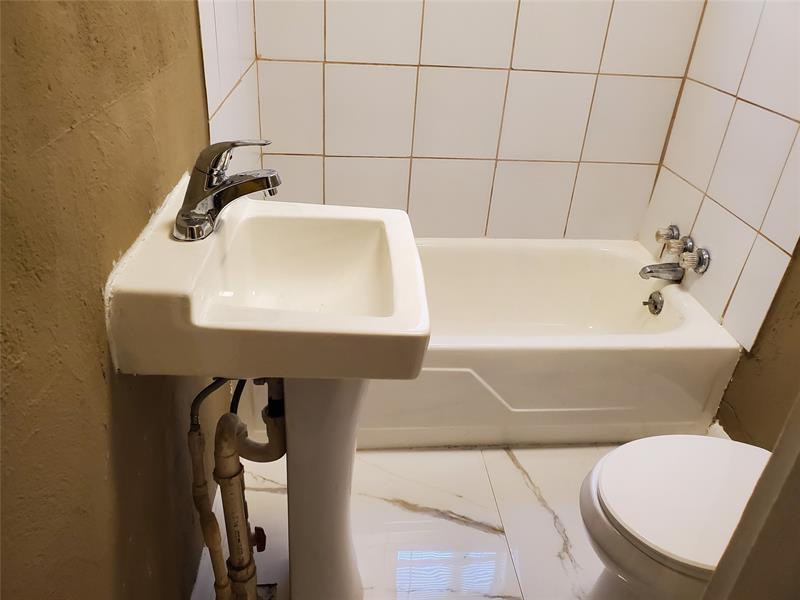 Image 19 of 25 For 258 Adams Place  2