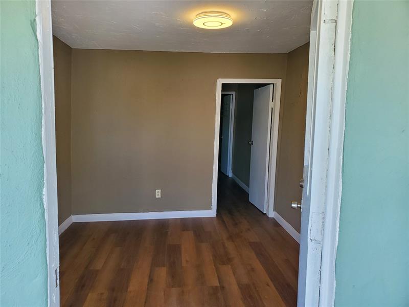 Image 23 of 25 For 258 Adams Place  2