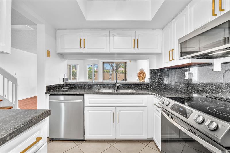 Image 20 of 46 For 7903 7th Ct  