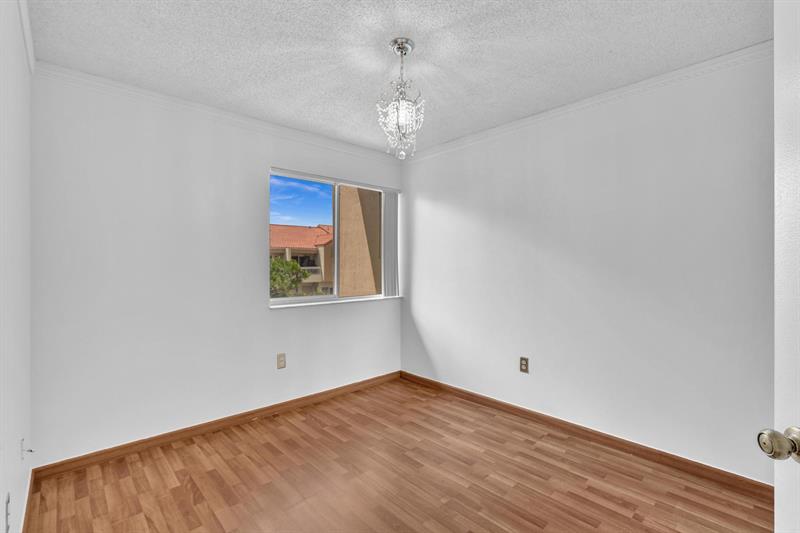 Image 37 of 46 For 7903 7th Ct  