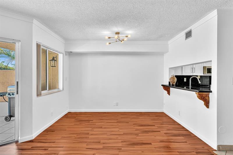 Image 7 of 46 For 7903 7th Ct  
