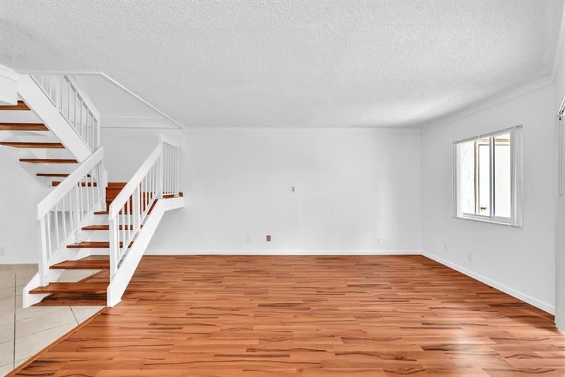 Image 9 of 46 For 7903 7th Ct  