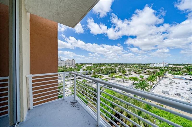 Image 22 of 24 For 2775 187th St  Ph11