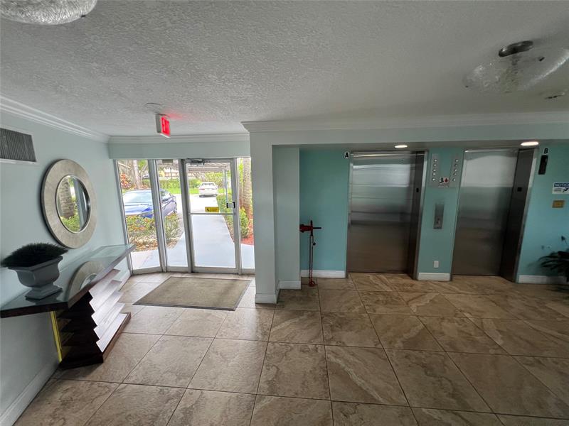 Image 13 of 35 For 6400 2nd Ave  323