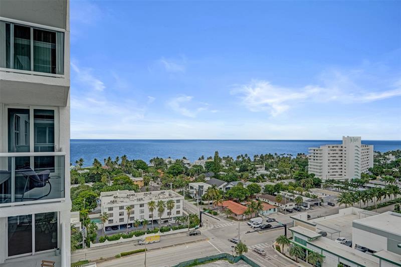 Image 12 of 49 For 3015 Ocean Blvd  15j