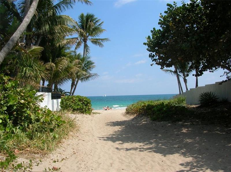 Image 42 of 49 For 3015 Ocean Blvd  15j