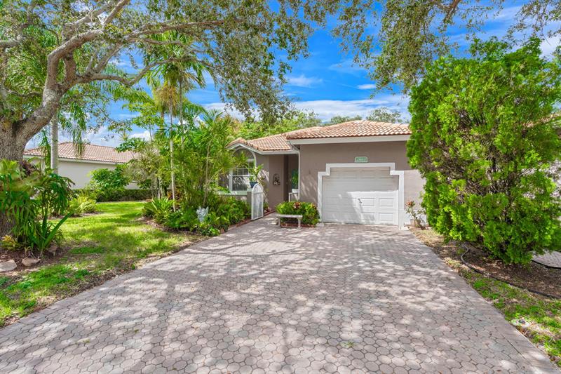 Image 33 of 33 For 2561 Aragon Blvd  1