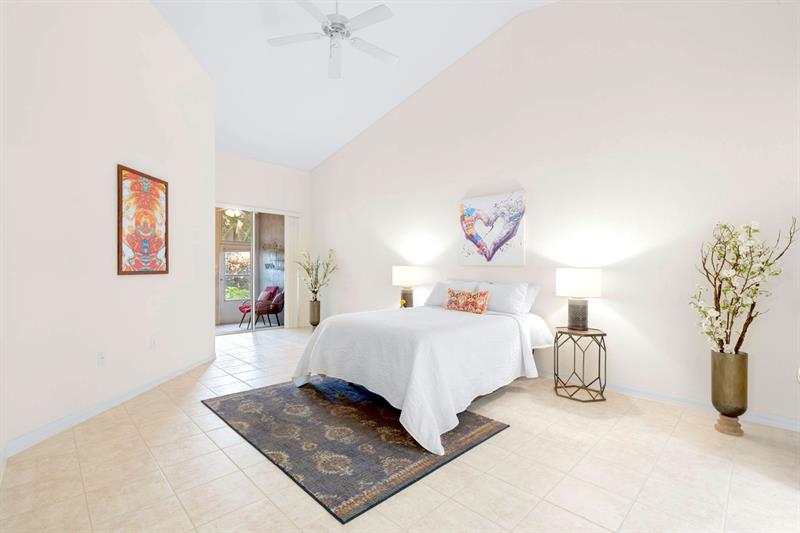 Image 6 of 33 For 2561 Aragon Blvd  1