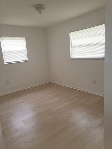 Image 10 of 14 For 2185 3rd St  