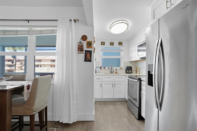 Image 10 of 29 For 5300 Washington St  J214